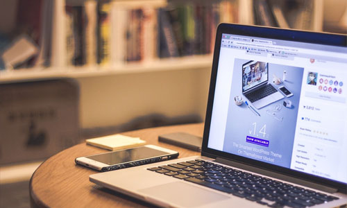 influence-user-experience-laptop-designing